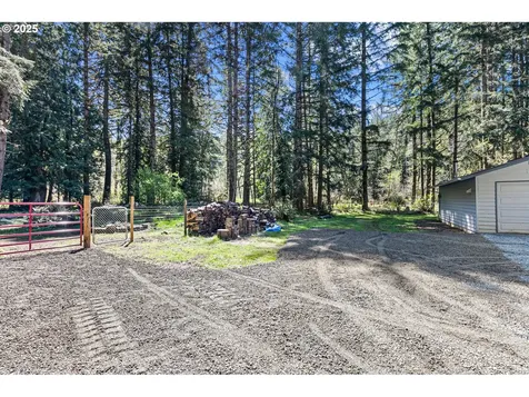 24458 Panther Creek Road Veneta OR 97487