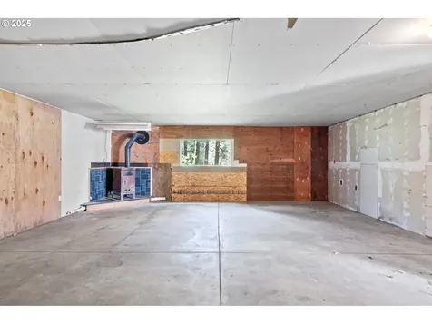 24458 Panther Creek Road Veneta OR 97487