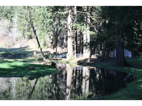 24458 Panther Creek Road Veneta OR 97487
