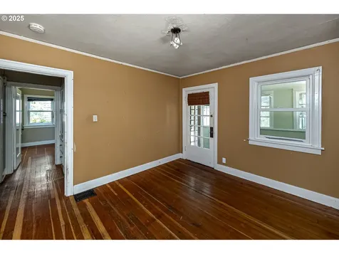 3955 SE Kelly Street Portland OR 97202