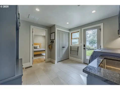 27565 Cox Butte Road Junction City OR 97448