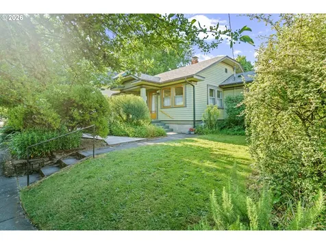 4326 SE Main Street Portland OR 97215