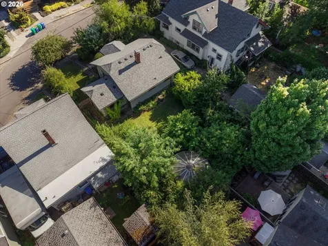 4326 SE Main Street Portland OR 97215