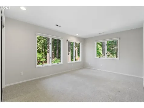 4730 SW Dosch Park Lane Portland OR 97239