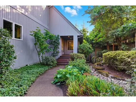 4730 SW Dosch Park Lane Portland OR 97239