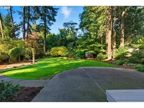 4730 SW Dosch Park Lane Portland OR 97239