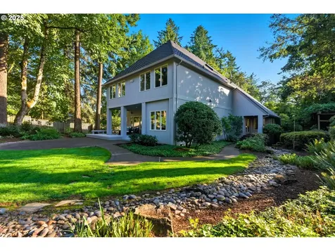 4730 SW Dosch Park Lane Portland OR 97239