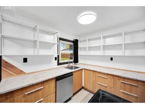 2227 SE 141st Avenue Portland OR 97233