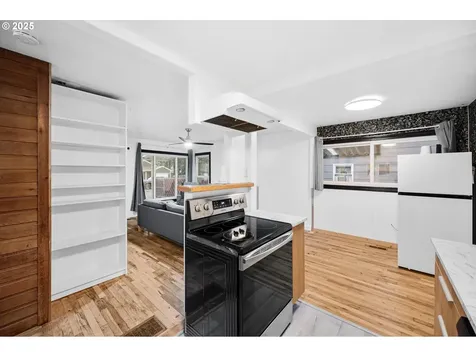 2227 SE 141st Avenue Portland OR 97233