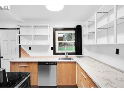 2227 SE 141st Avenue Portland OR 97233