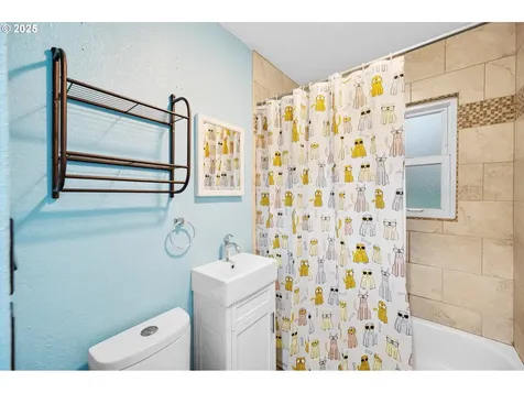 2227 SE 141st Avenue Portland OR 97233