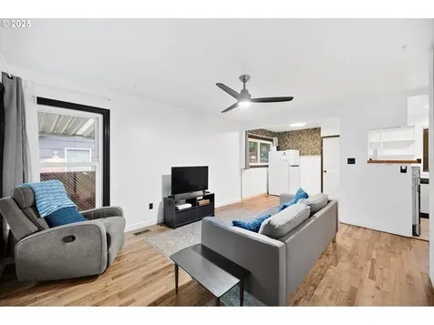2227 SE 141st Avenue Portland OR 97233