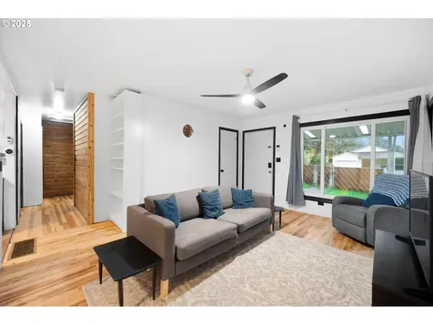 2227 SE 141st Avenue Portland OR 97233