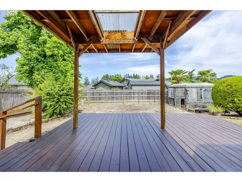 7324 B Street Springfield OR 97478