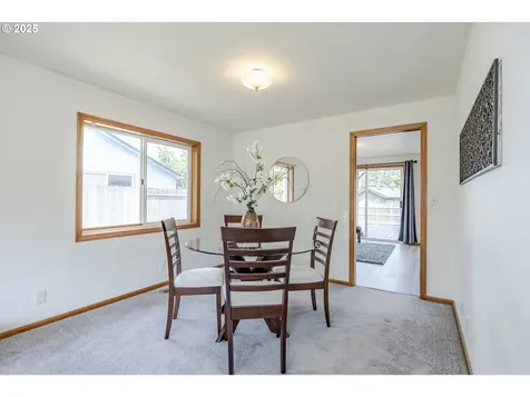 7324 B Street Springfield OR 97478