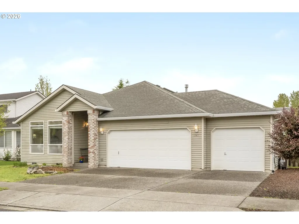1747 NE Gertz Road Portland OR 97211