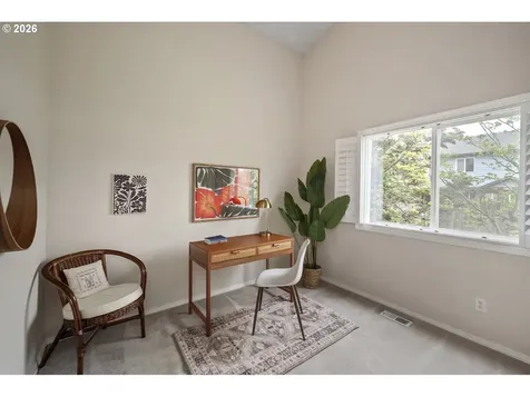 1747 NE Gertz Road Portland OR 97211