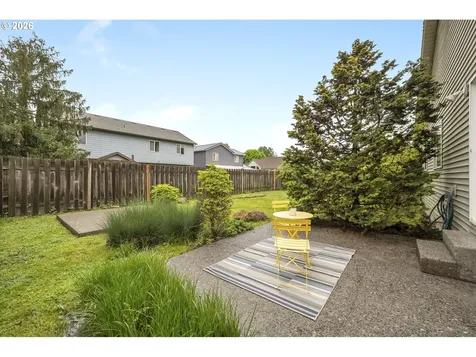 1747 NE Gertz Road Portland OR 97211