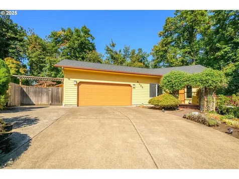 4324 Forsythia Street Springfield OR 97478