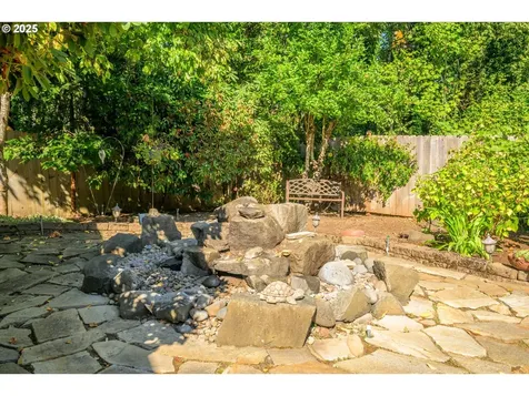 4324 Forsythia Street Springfield OR 97478