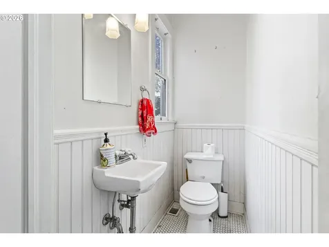 3027 SE Belmont Street Portland OR 97214