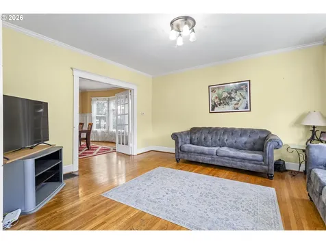 3027 SE Belmont Street Portland OR 97214
