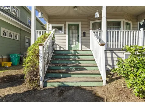 3027 SE Belmont Street Portland OR 97214
