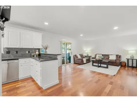 11989 SE Eagle Drive Clackamas OR 97015