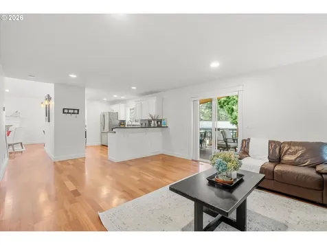 11989 SE Eagle Drive Clackamas OR 97015