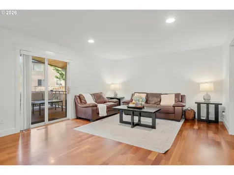 11989 SE Eagle Drive Clackamas OR 97015
