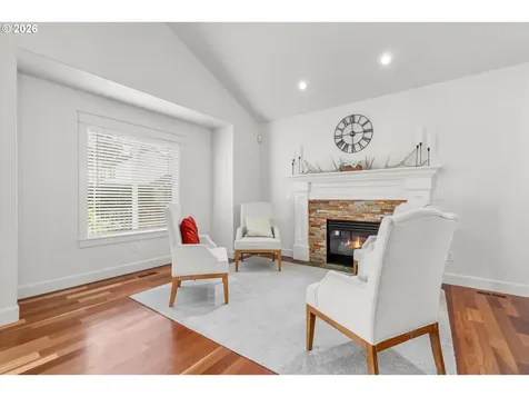 11989 SE Eagle Drive Clackamas OR 97015