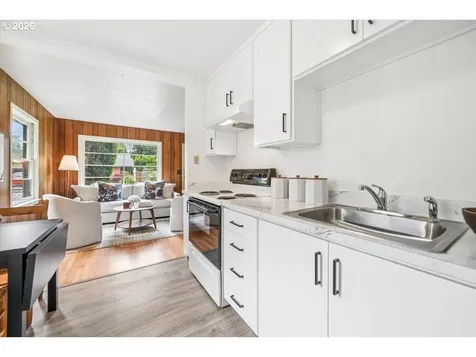 4015 SE Tenino Street Portland OR 97202
