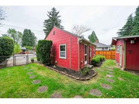 4015 SE Tenino Street Portland OR 97202