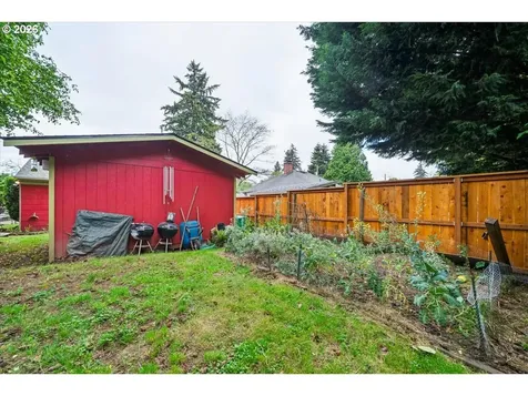 4015 SE Tenino Street Portland OR 97202