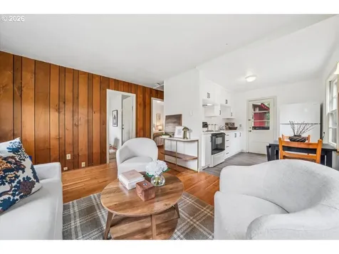 4015 SE Tenino Street Portland OR 97202