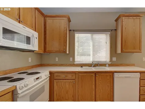 3058 SE Merriweather Drive Hillsboro OR 97123
