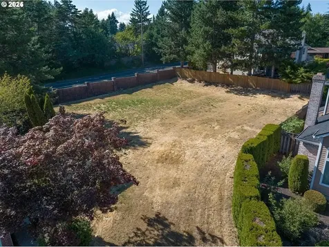 14292 NW Lakeshore Court Portland OR 97229