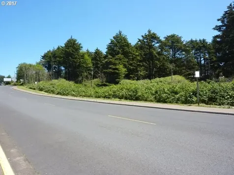 4000 NW Blk 40th Street Lincoln City OR 97367