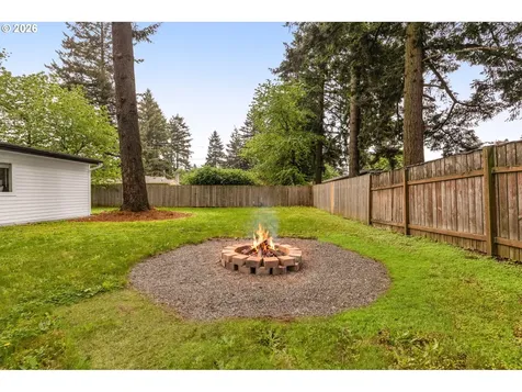14724 SE Market Court Portland OR 97233