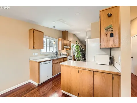 15619 NE Hickory Street Vancouver WA 98682