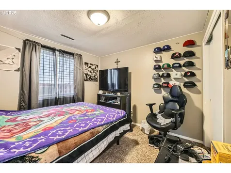 15619 NE Hickory Street Vancouver WA 98682