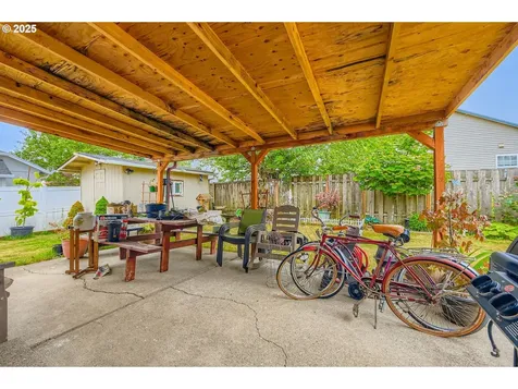 15619 NE Hickory Street Vancouver WA 98682