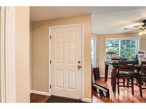 15619 NE Hickory Street Vancouver WA 98682