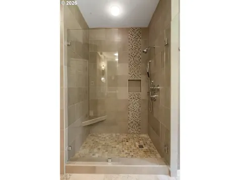 15451 Village Drive Lake Oswego OR 97034