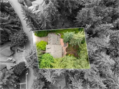 15451 Village Drive Lake Oswego OR 97034