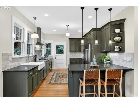 1812 NE 48th Avenue Portland OR 97213