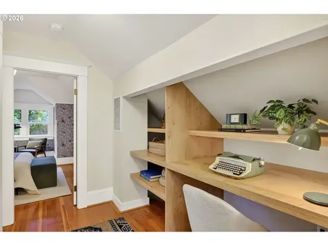 1812 NE 48th Avenue Portland OR 97213