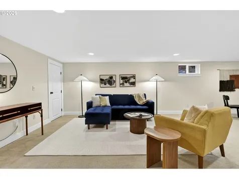 1812 NE 48th Avenue Portland OR 97213