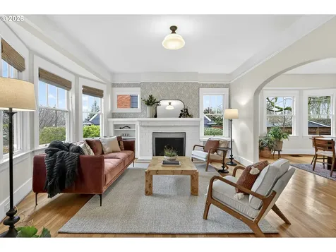 1812 NE 48th Avenue Portland OR 97213