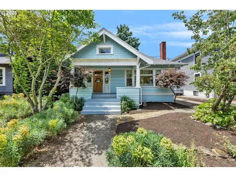 4823 NE 21st Avenue Portland OR 97211